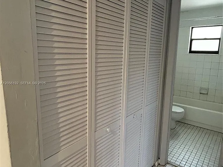 1925 Madison St #14 — Photo 12
