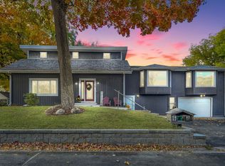 1649 Gull Ln, Mound, MN 55364