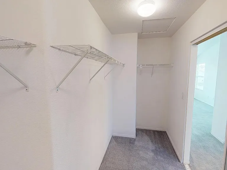 9047 Ravenhurst St — Photo 24
