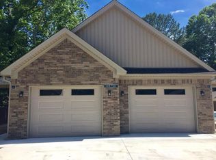 2415 Tyler St #B, Conway, AR 72034