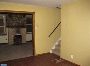 2950 Sumter Rd, Camden, NJ 08104