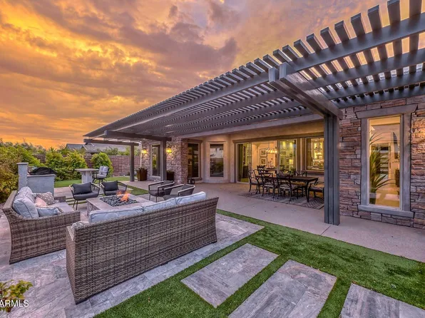 9285 W LOUISE Drive, Peoria, AZ 85383
