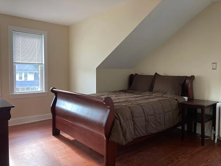 218 Evergreen Ave #A — Photo 4