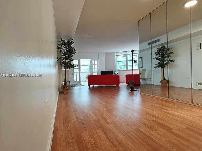 825 Brickell Bay Dr #350 — Photo 63