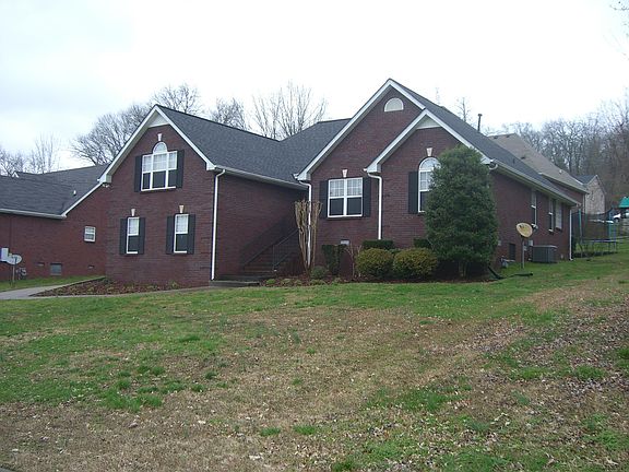 4th image of 415 Williamsport Dr