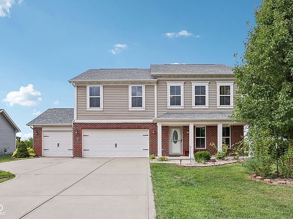 2nd image of 5680 W Woods Edge Dr