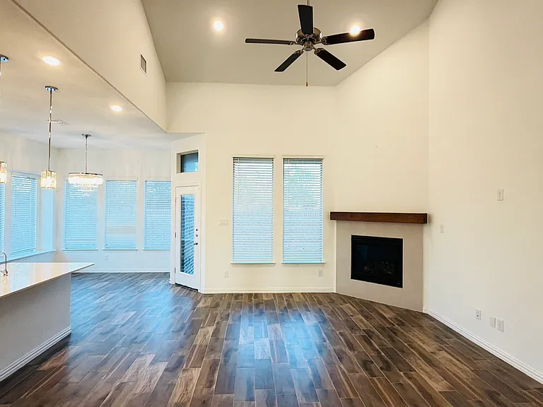 7324 Black Cherry Ln — Photo 7