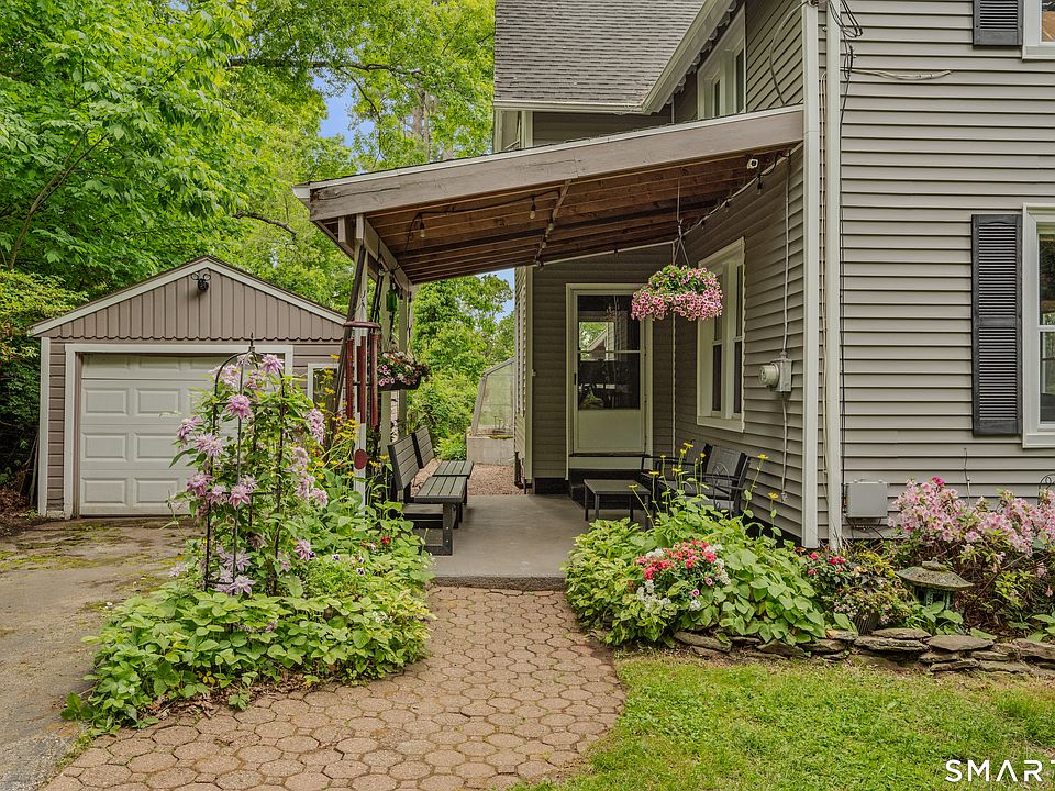 1st image of 559 Old Laurel Hill Road