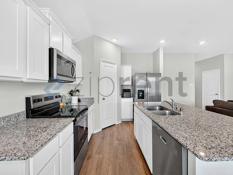 3923 Mountain Dr — Photo 14