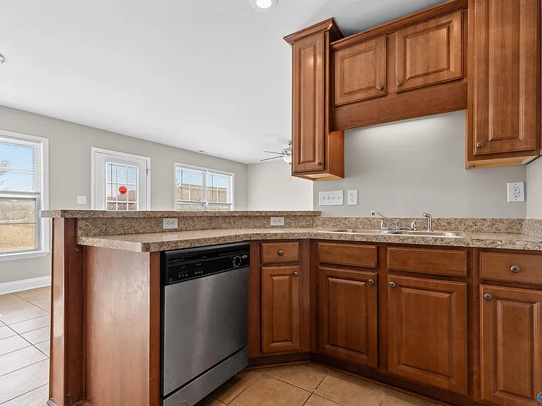 161 Fields Pond Dr — Photo 16