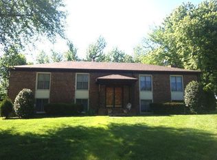 1121 Hickory Ln, Owensboro, KY 42303