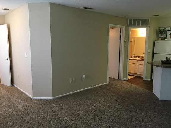 2nd image of 435 Northlake Blvd APT 2058