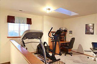 5th image of 2919 Canterbury Ct