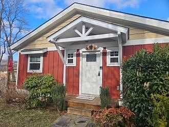 1st image of 115 Upper Grove Ln #115
