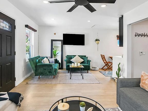 4th image of 819 Sunset Ct #819