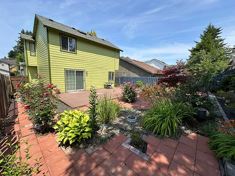18078 NW Sylvania Ln — Photo 43