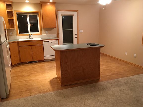 3rd image of 13725 SE 299th St #A