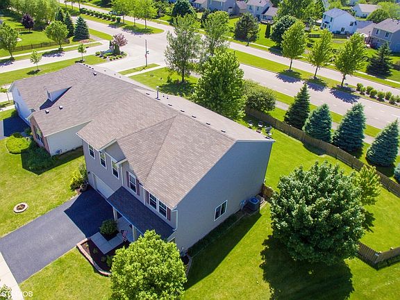 5th image of 2096 Sand Hill Ct