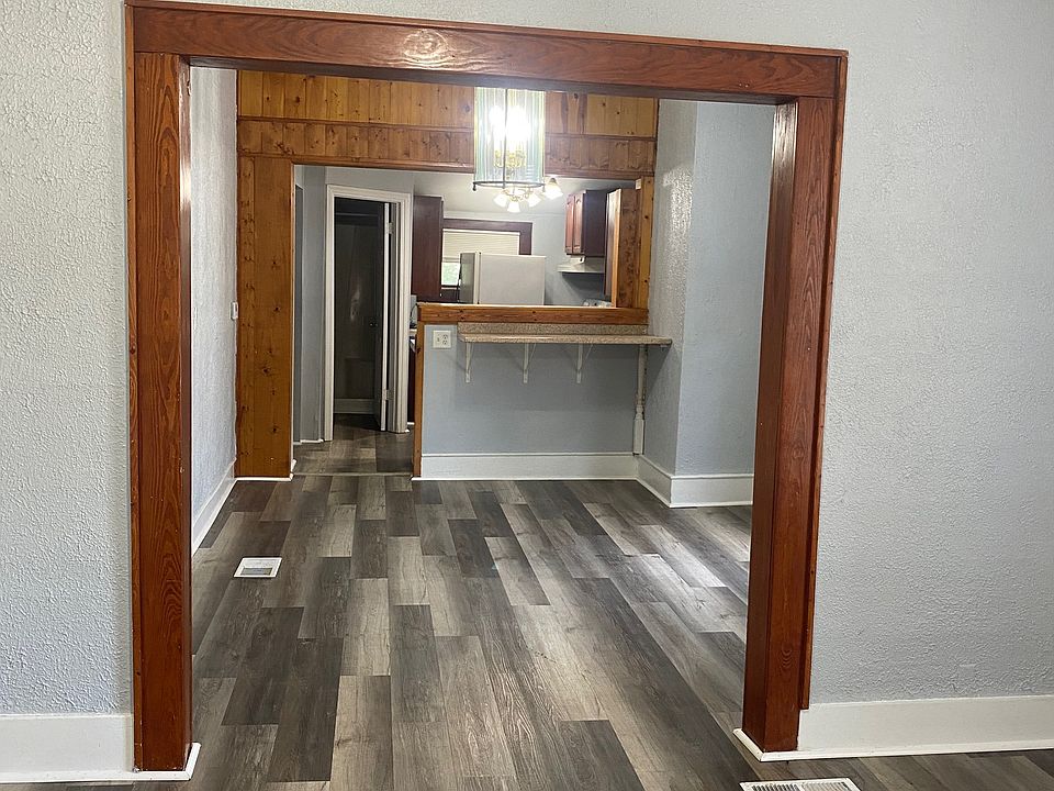 Living room & Dining Room