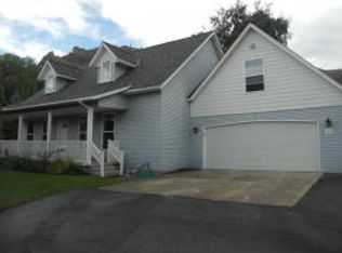 1214 Gossman Ln, Wenatchee, WA 98801