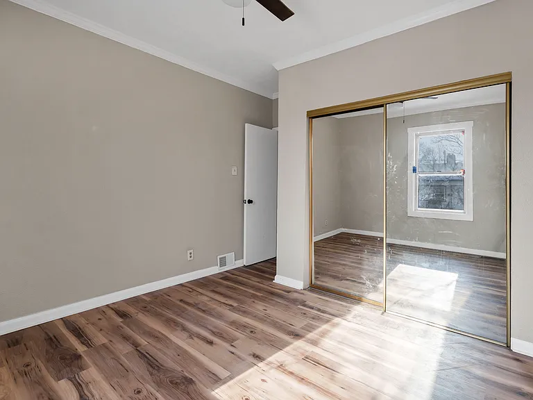 3915 Schiller Pl — Photo 9