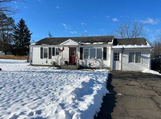 221 Greenlawn Rd, Vestal, NY 13850
