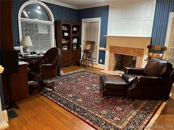 5th image of 21 Trinity Dr
