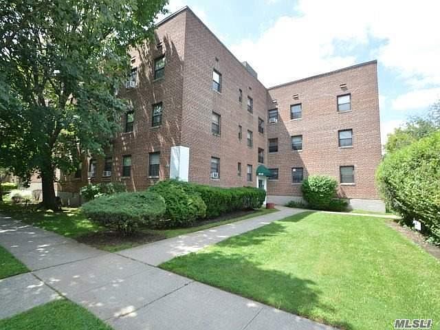 1st image of 4616 215th Pl APT 3A