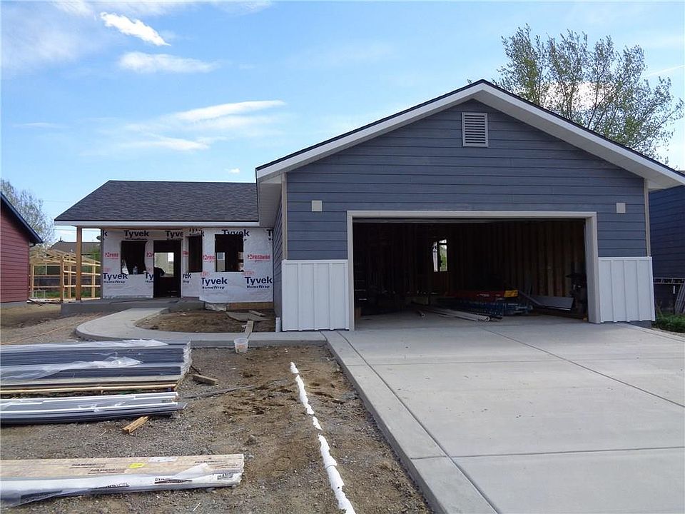 2nd image of 2938 Alaskan Ave