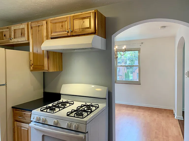 703 Vallevista Ave — Photo 4