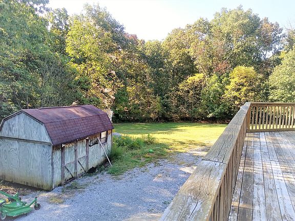 4th image of 675 Reevesville Rd