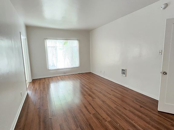 5th image of 619 S Normandie Ave APT 4