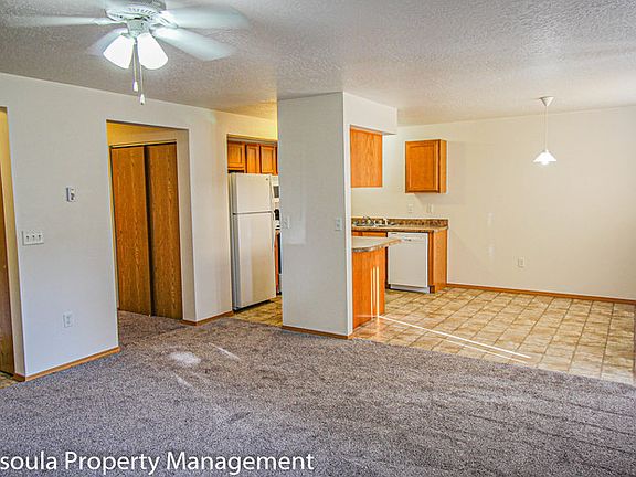 2nd image of 3005 Tina Ave APT E1
