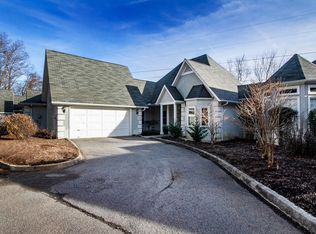 8814 Ashton Ct, Knoxville, TN 37923
