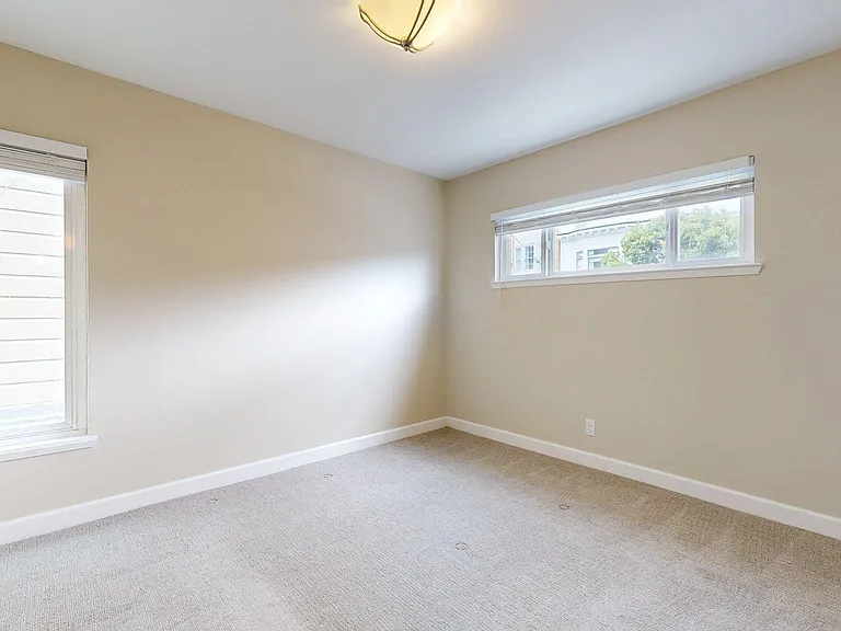 1490 Chestnut St #3 — Photo 9