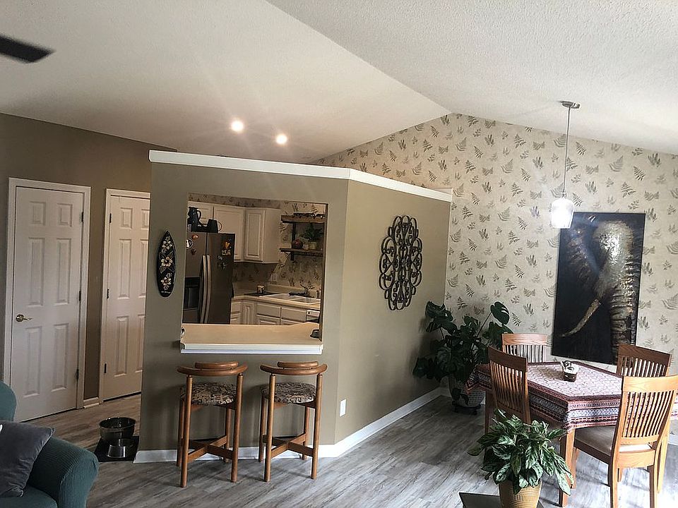 2nd image of 29 Stonehollow Rd