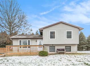 6070 E Price Rd, Saint Johns, MI 48879