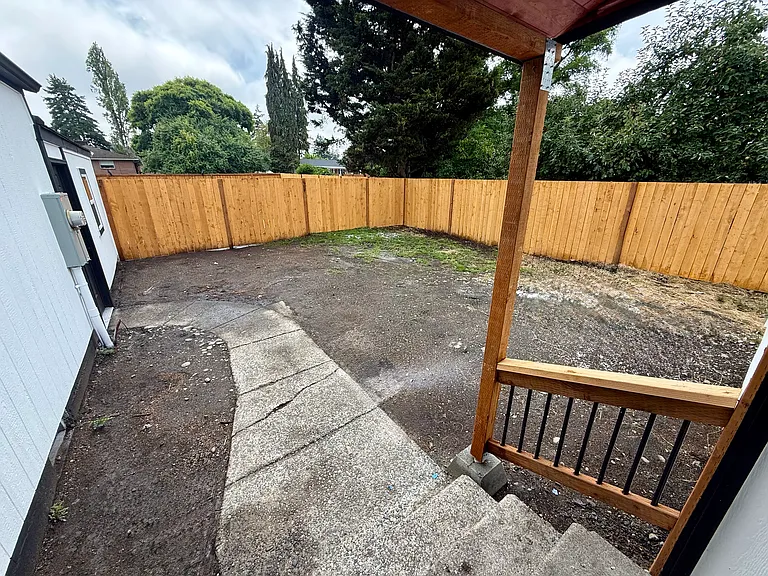 11262 Yakima Ave S — Photo 6