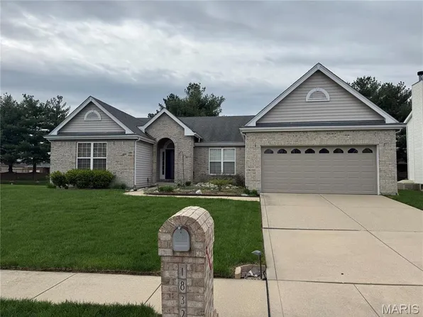 1832 Barbary Way, Belleville, IL 62226