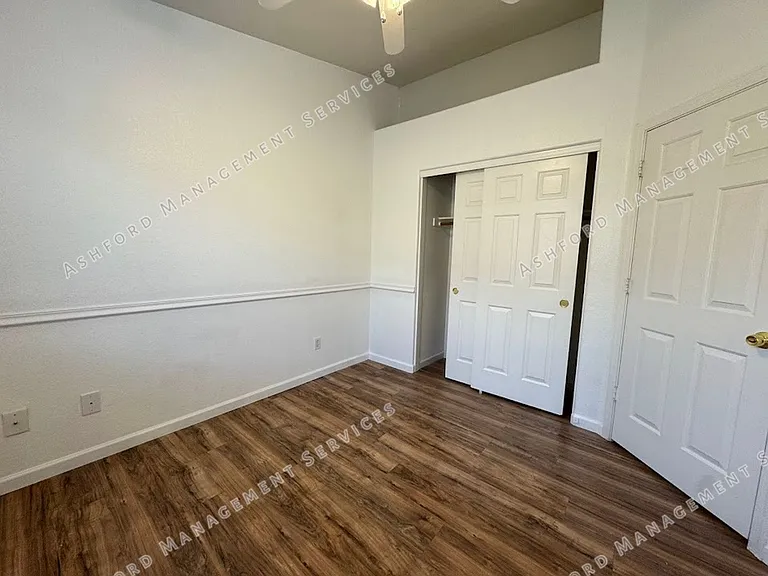 15154 W Fillmore St — Photo 16