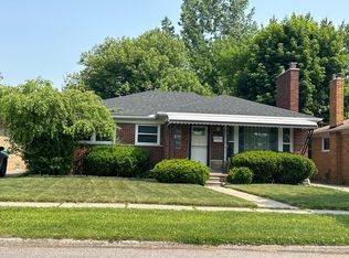 16155 Veronica Ave, Eastpointe, MI 48021