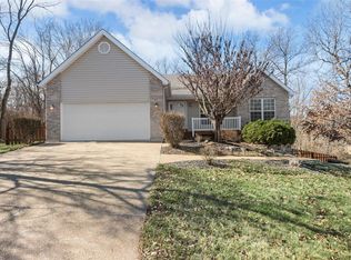 715 John Linn Pl, Weldon Spring, MO 63304