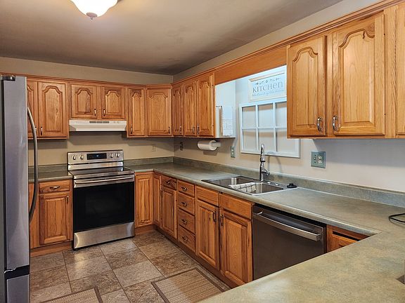 5th image of 15766 E Tilton Rd