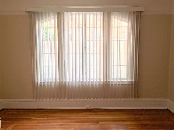2nd image of 845 Hyde St APT 1