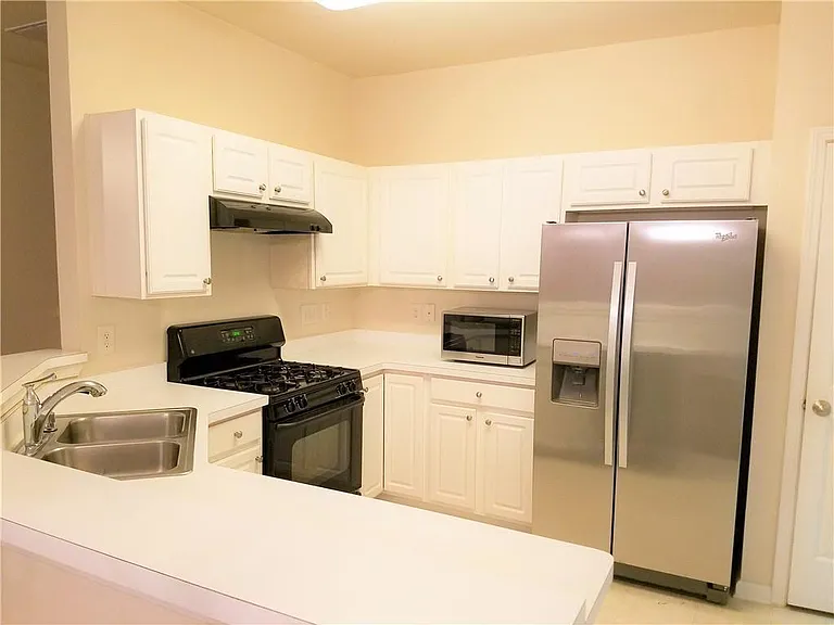 3645 Postwaite Cir — Photo 7