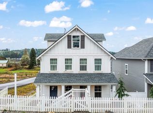 10 E Compass Lane, Allyn, WA 98524