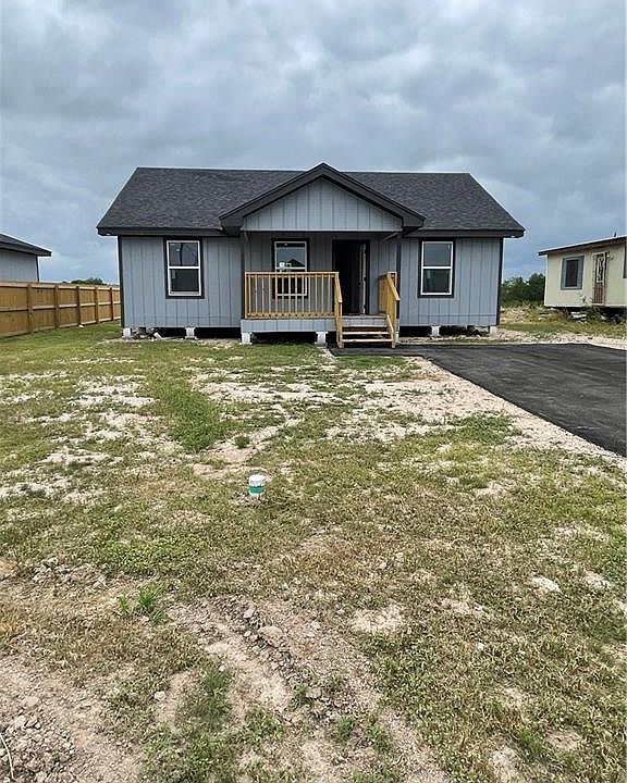 1st image of 2421 Trinidad Ln