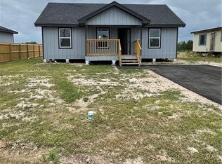 2421 Trinidad Luna Ln, Mission, TX 78573