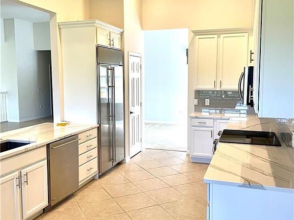 5th image of 12001 Toscana Way APT 202