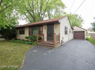 1382 North Ave, Crystal Lake, IL 60014